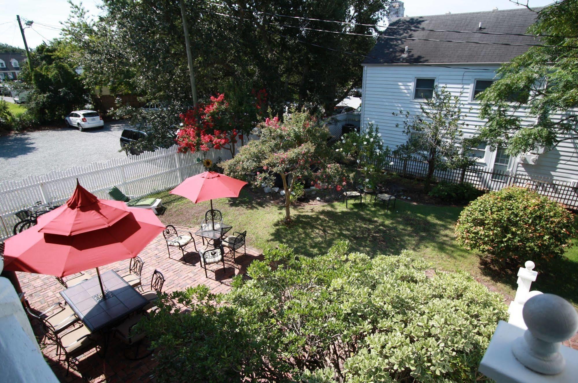 Pecan Tree Inn Beaufort エクステリア 写真