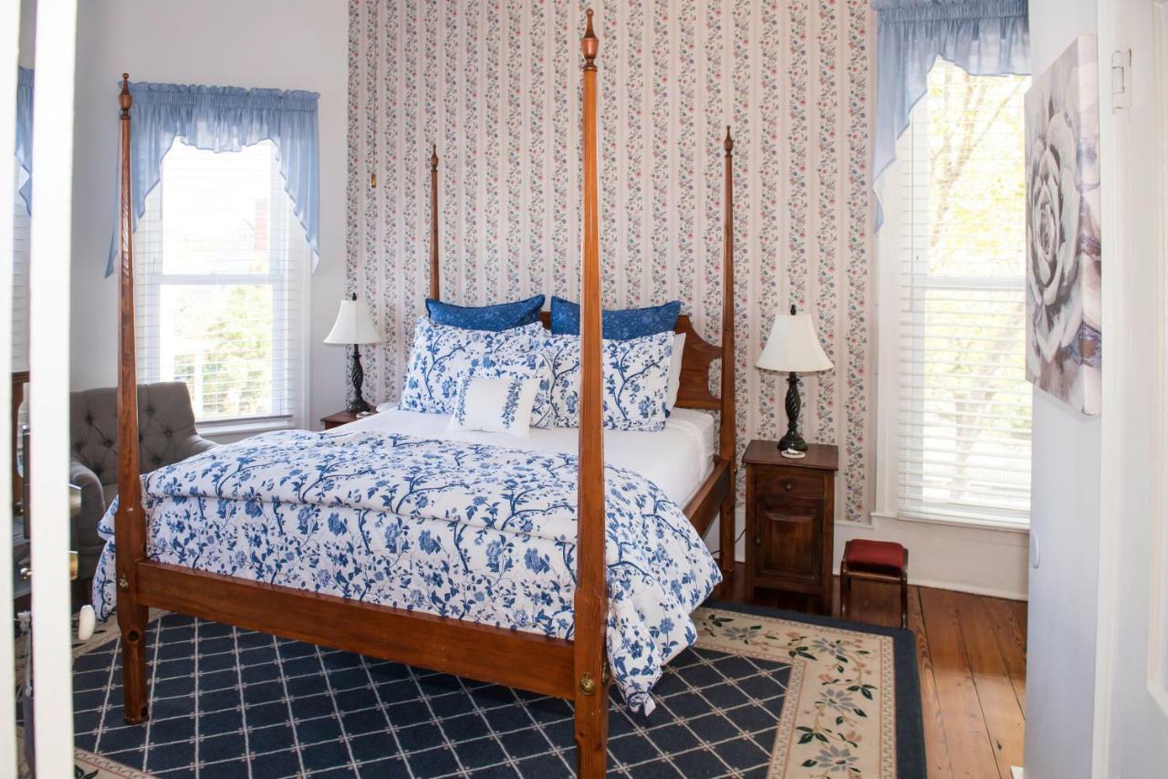 Pecan Tree Inn Beaufort エクステリア 写真